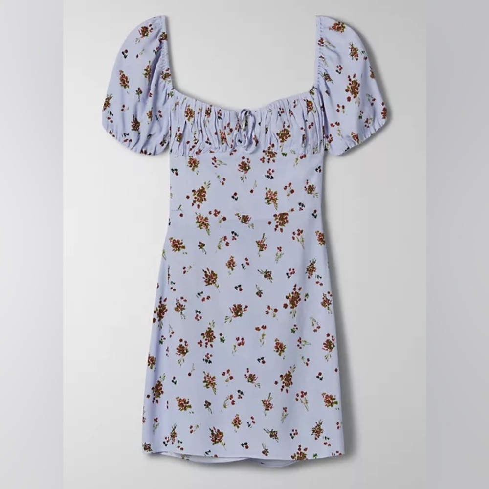 aritzia sunday best rachel dress in light sky blue